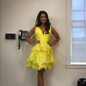 Sherri Hill yellow cocktail dress